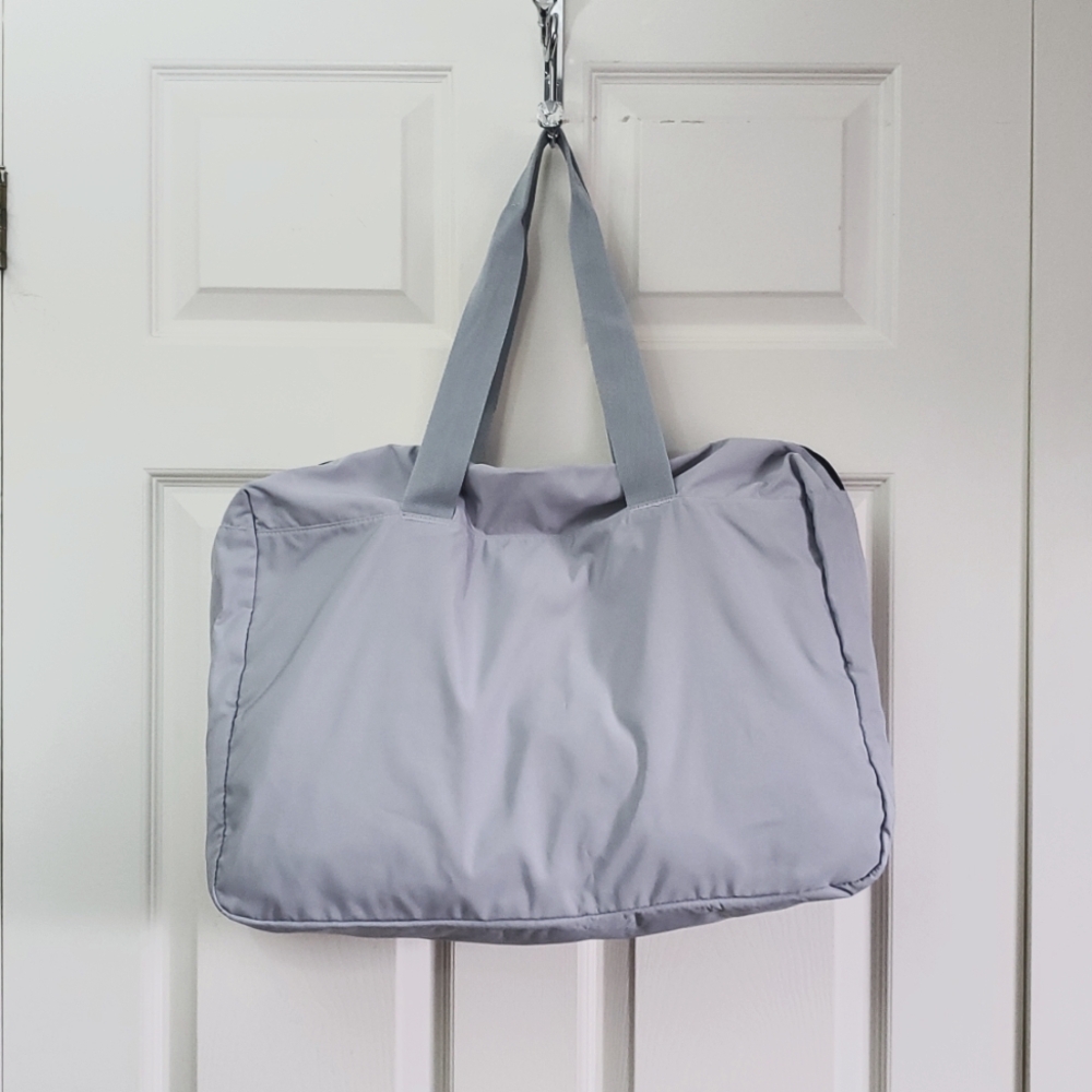 Brand New Adidas Tailored for Her Yoga Travel Bag - Picture 9 of 15